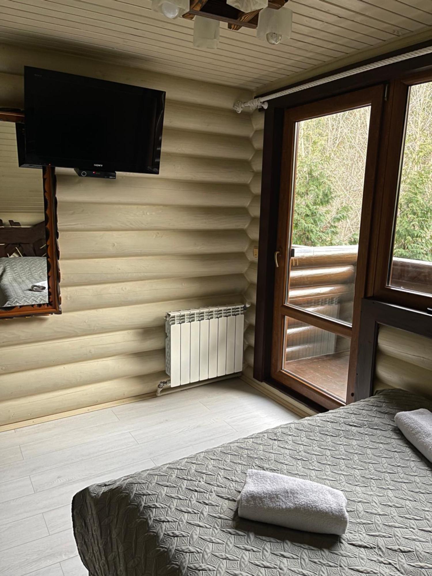 Goral Cottage In Migovo Bagian luar foto